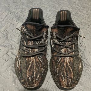 Yeezy 350 mx rock v2